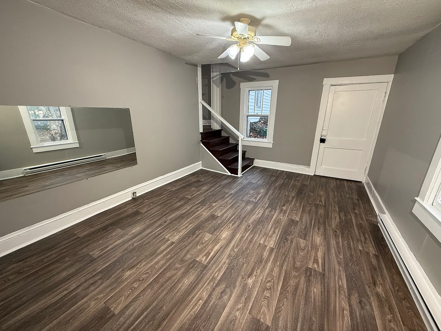 2 bed, 550 sqft, $750 — Photo 2