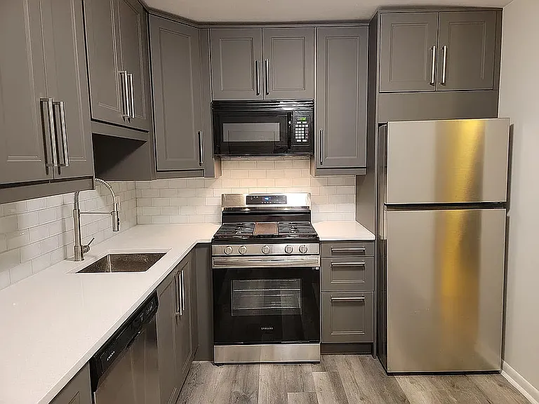2740 South Rd #G4 — Photo 10