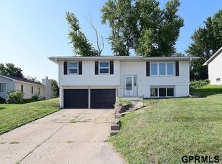 14935 L St, Omaha, NE 68137