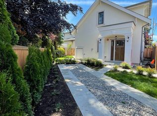 625 W 53rd Ave #3, Vancouver, BC V6P 1K2