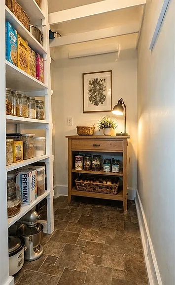 16 Central St #2 — Photo 7