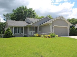 4949 147th St W, Savage, MN 55378