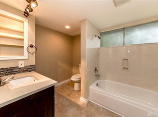 3947 SW 316th St, Federal Way, WA 98023