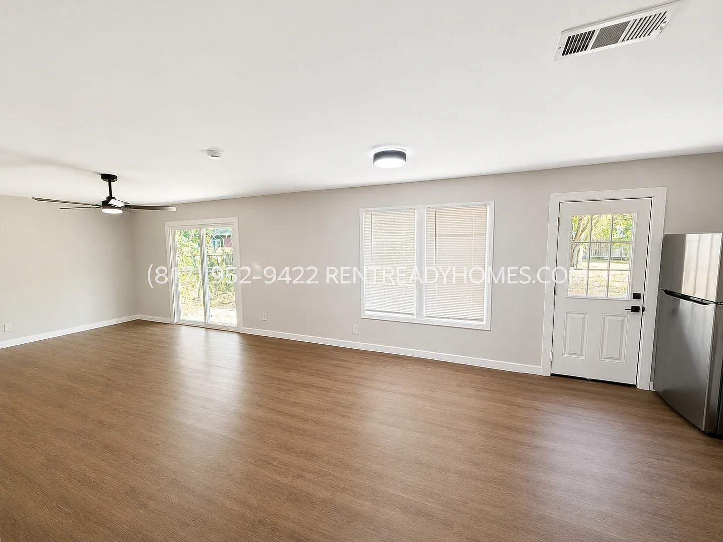 3733 Columbine Dr — Photo 4