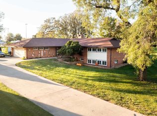 1105 Mallory Dr, Chariton, IA 50049