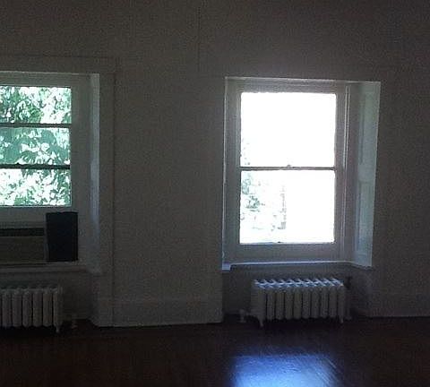 3rd image of 408 W Ormsby Ave APT 6