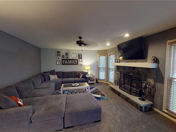 3rd image of 3463 Windham Cir