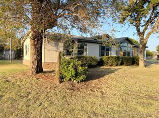 200 Warren Rd, Blair, OK 73526