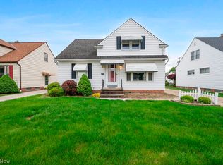 29468 Woodway Dr, Wickliffe, OH 44092