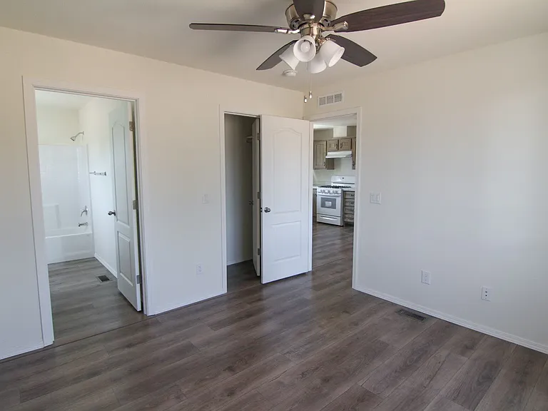6167 Alamo Way — Photo 9