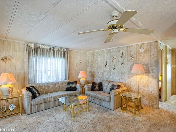 3rd image of 243 Pelican Dr N