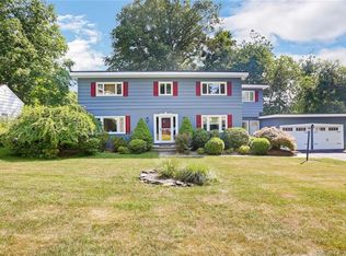 374 Lockwood Rd, Fairfield, CT 06825