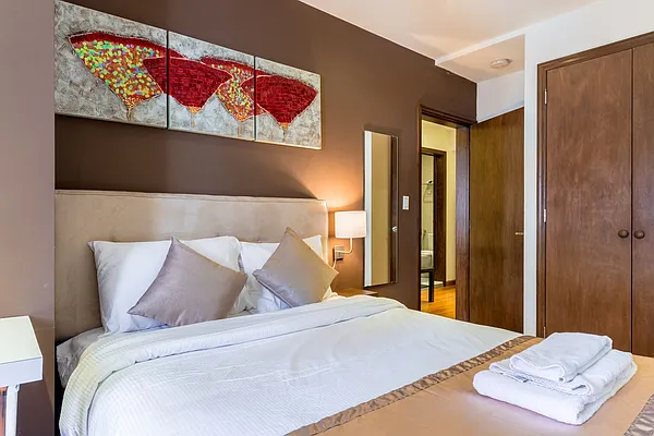 Rented by Townhouse Apartments | media 14