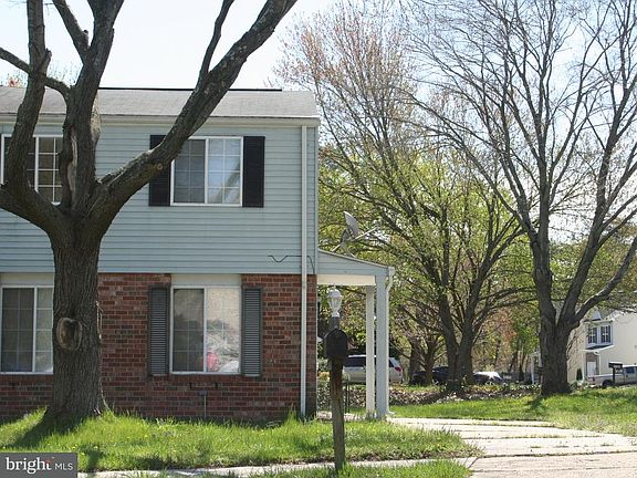 2nd image of 8255 Lexington Dr
