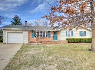 404 Burkwood Ct W, Urbana, IL
