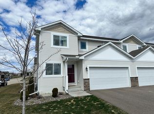 5253 Foxfield Dr NW, Rochester, MN 55901