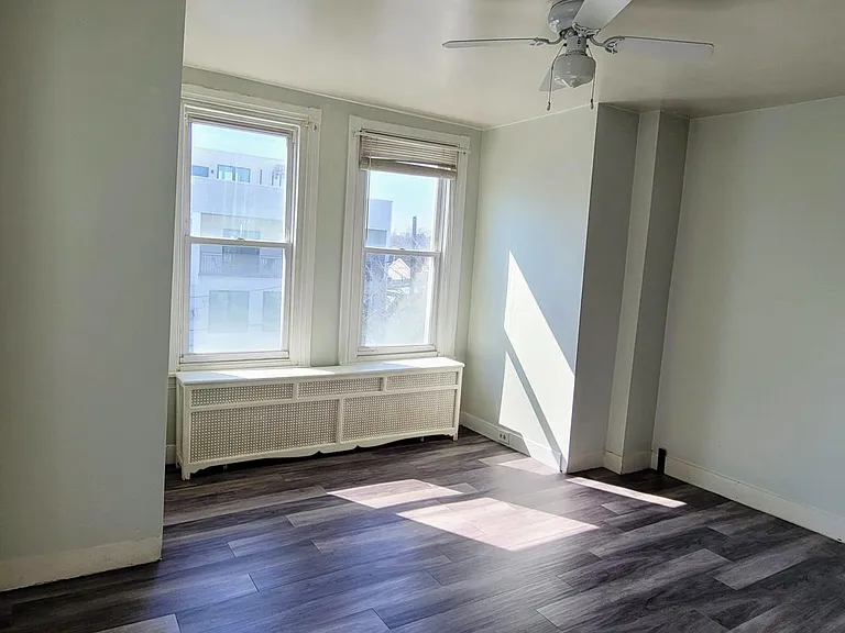 3834 Manayunk Ave — Photo 17