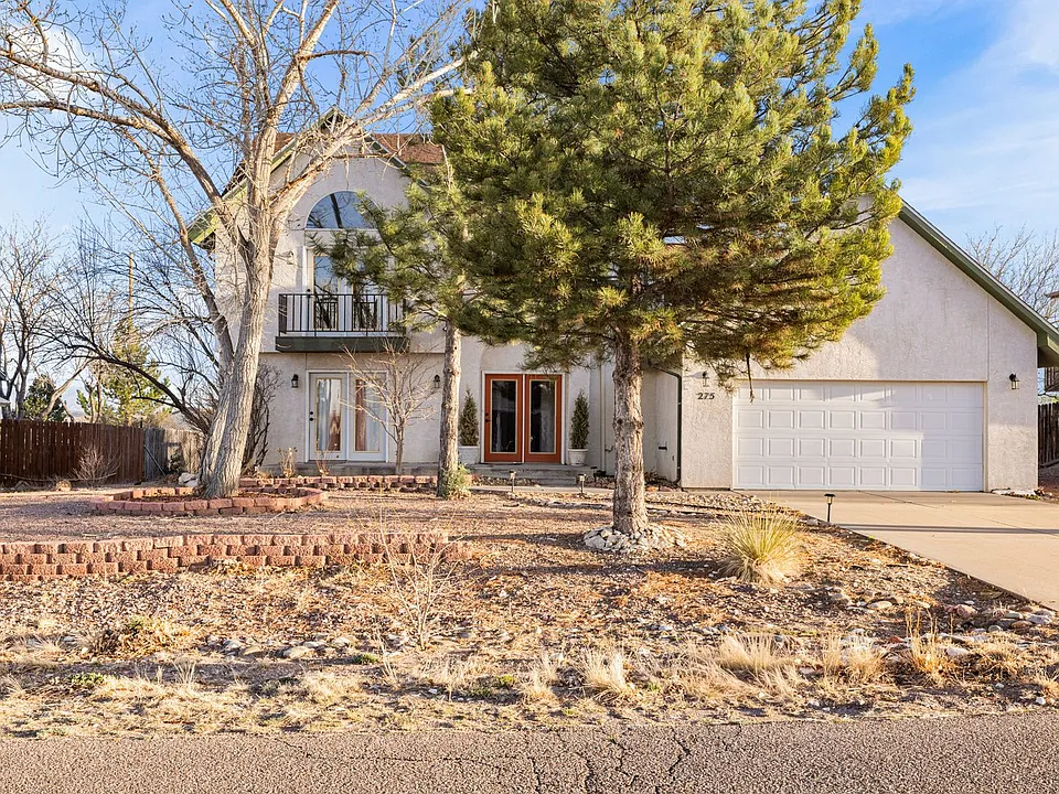 275 W Baldwyn Dr