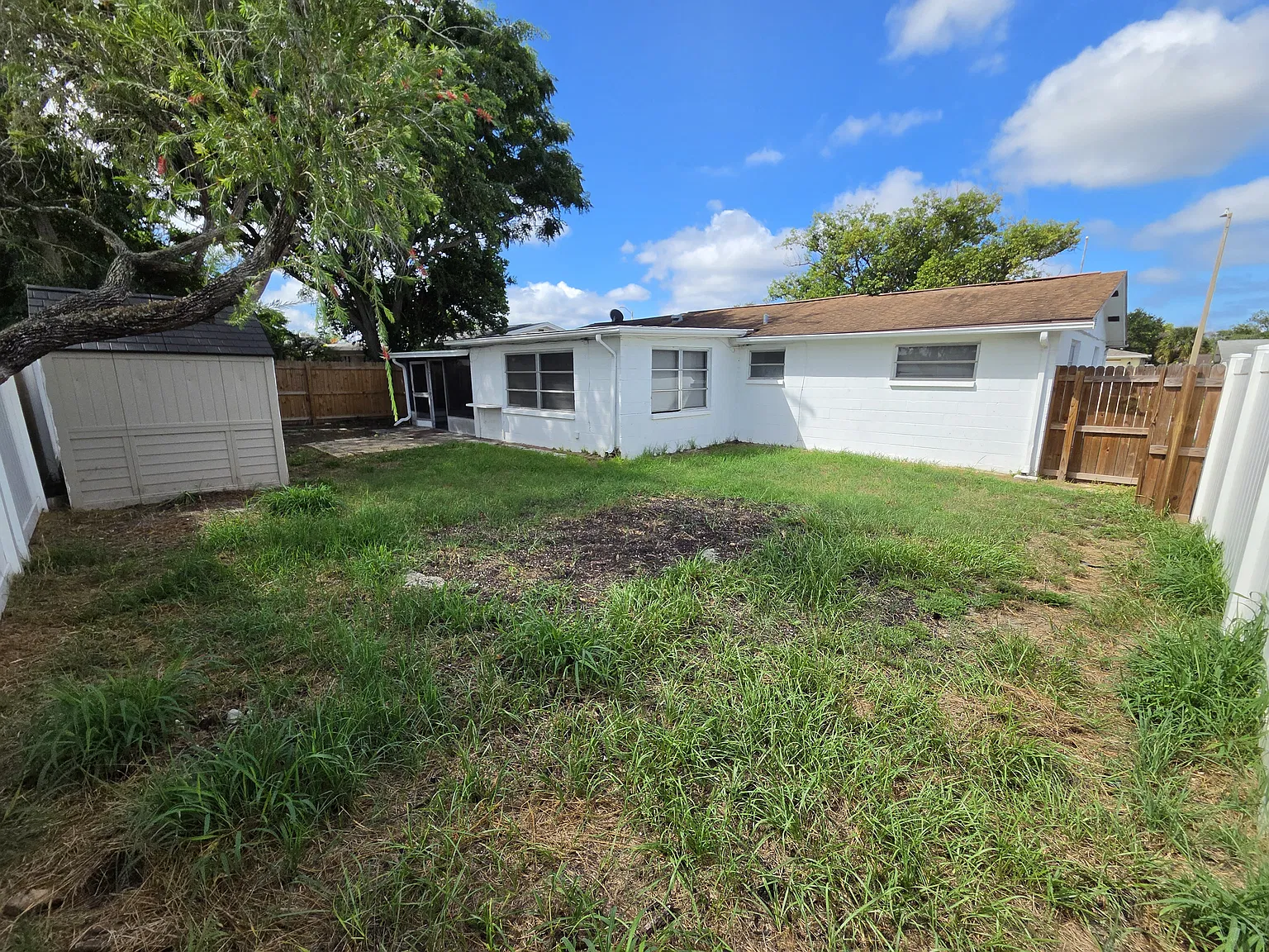 3 bed, 1.5 bath, 1128 sqft, $1,490 — Photo 2