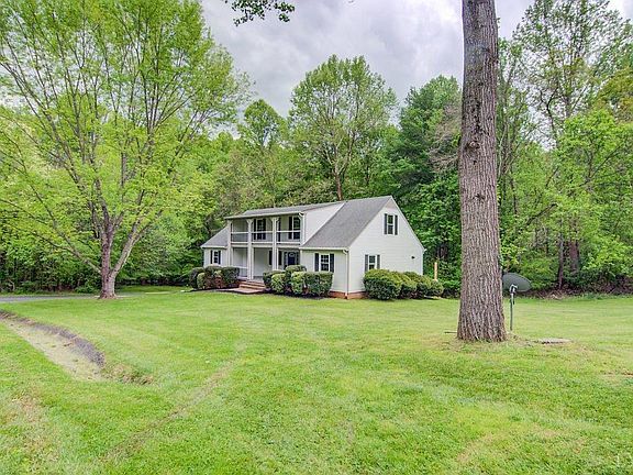 4th image of 996 Wellington Dr Lot 15
