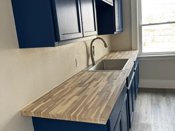 1352 Prospect Ave, Toledo, OH 43606