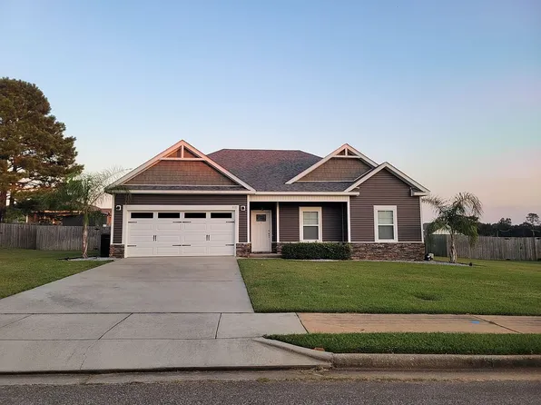 110 Mayberry Way, New Brockton, AL 36351