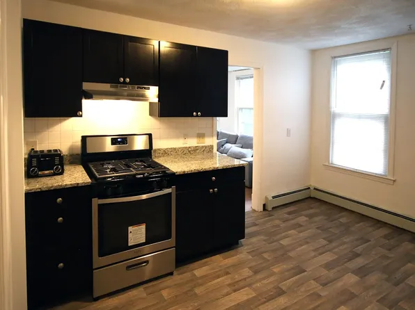 103 Leyden St #1, Boston, MA 02128