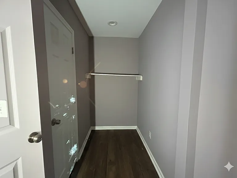 1348 Austin St — Photo 4