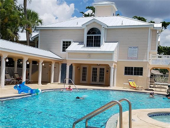 2nd image of 2522 Sailors Way #117