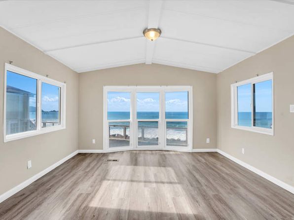 408 4th Ave, Pacifica, CA 94044