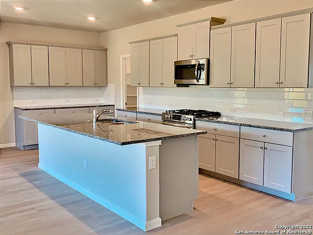 32125 Morels Ave — Photo 3