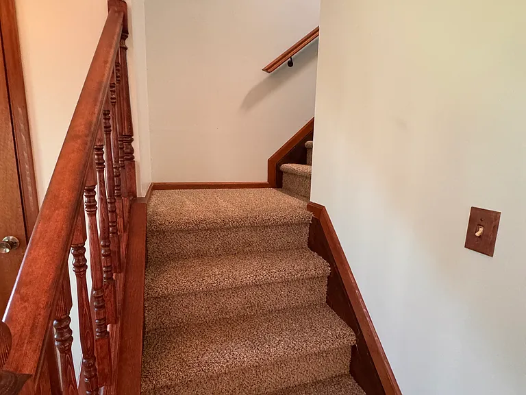 1739 Wendy Ln — Photo 14
