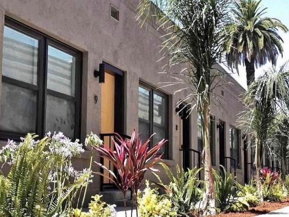 1st image of 526 Golden Ave APT 2