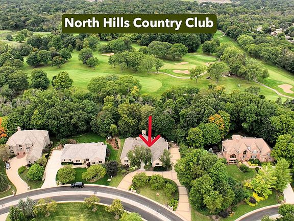 3rd image of W131N7931 Country Club COURT