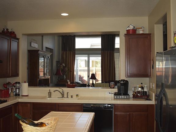 5th image of 1437 N Oliveto Ct