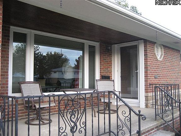 4th image of 1891 Caronia Dr