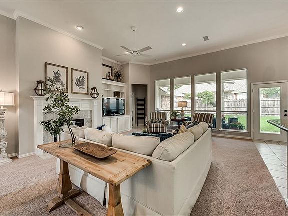 5th image of 8225 Vine Wood Dr
