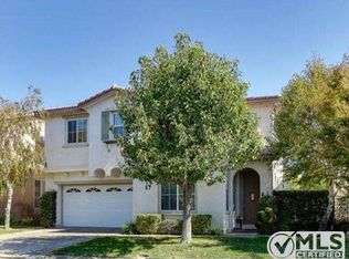 27946 Periwinkle Ln, Valencia, CA 91354
