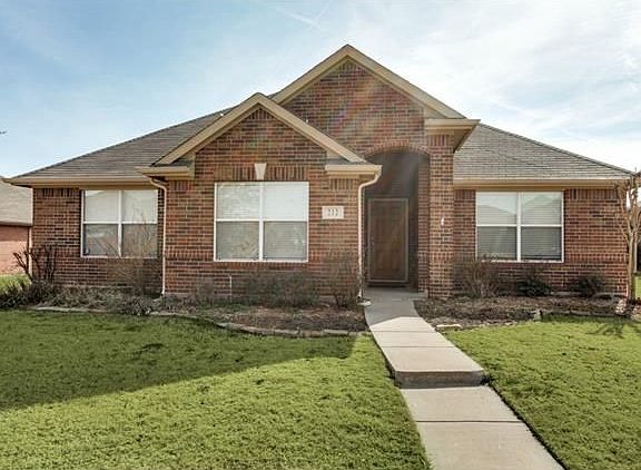 3rd image of 212 Shadybrook Dr