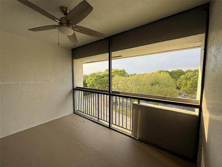 731 N Pine Island Rd #401 — Photo 22