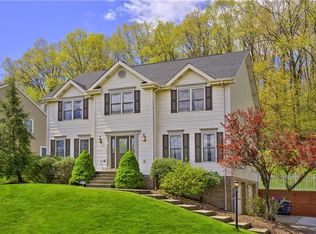 164 Autumn Hill Dr, Cranberry Township, PA 16066