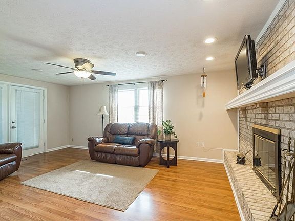 4th image of 7170 Haer Dr