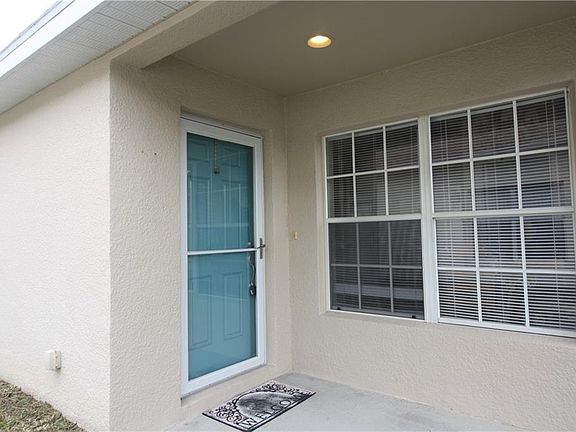 5th image of 2939 Wood Pointe Dr