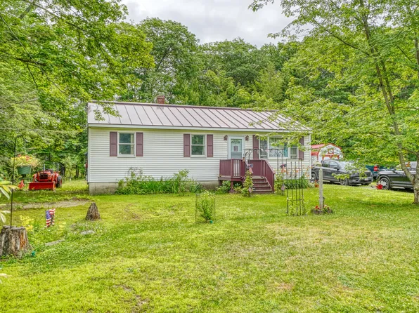 30 South Gage Road, Oakland, ME 04963
