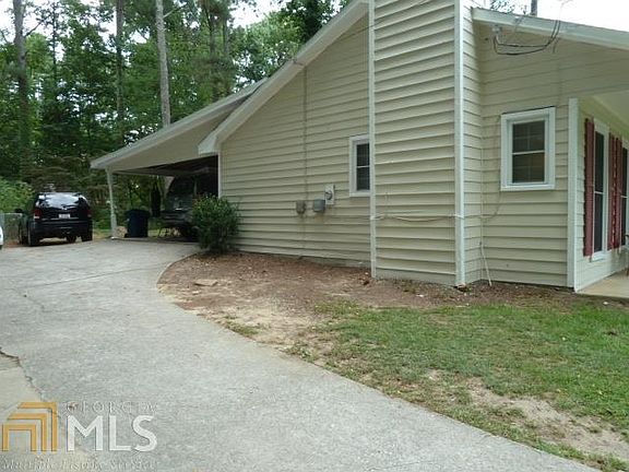 2nd image of 1231 Sommerset Dr