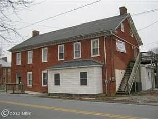 2nd image of 21400 Leiter St