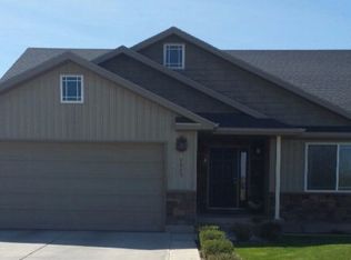 1913 N Oakbrook Rd, Idaho Falls, ID 83401