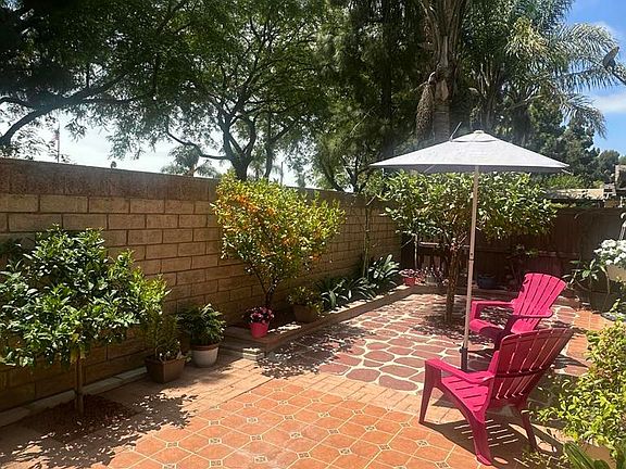 2nd image of 2323 Shakespeare Dr