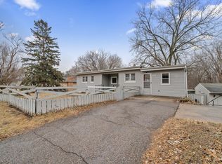 2761 15th St NW, New Brighton, MN 55112