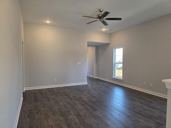 4th image of 8439 Bannock Circle
